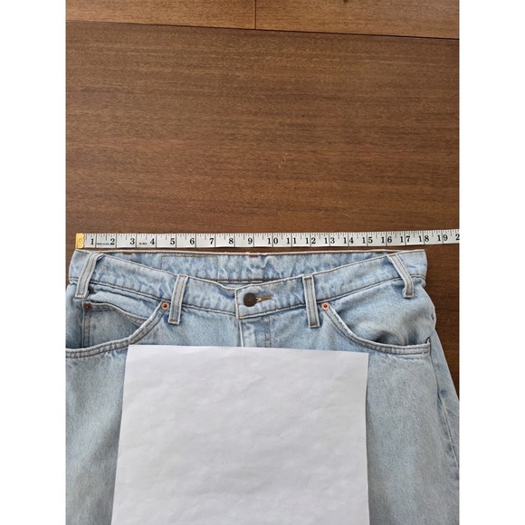 Vtg Levi's 550 Relaxed Fit Tapered Leg Orange Tab Jeans Men's 36x31.5 Light Wash - Picture 3 of 16